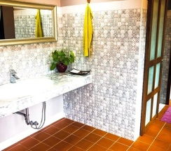 Двухместная вилла двуспальная кровать в Kata Tranquil Villa