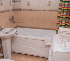 Трёхместный номер Standard с балконом в Квартира Калина на Заводской 4