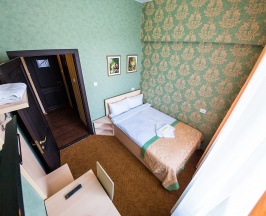 6/1 Одноместный номер с двухспальной кроватью в Аппартамент