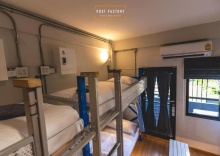 Кровать в общем номере в Post Factory Bed & Breakfast Sathorn Hostel - Adults Only