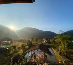 Номер Standard c 1 комнатой с видом на горы в Peisanae Faikeng Resort