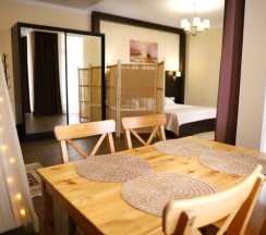 4х местный номер Супериор с оформлением в Alpen House