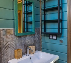 Коттедж с 4 комнатами с балконом и с красивым видом из окна в Заречье