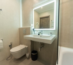Двухместный номер Улучшенный двуспальная кровать в Отель Downtown Suites Hotel Yerevan