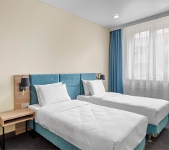 Семейный двухкомнатный номер с балконом в Cosmos Vladikavkaz La Vallee Hotel