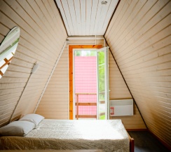 Коттедж эконом без сауны с двуспальной кроватью в спальне (2+3) в Красное озеро