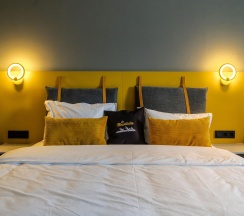 2-комнатный номер делюкс с 1 двуспальной кроватью в Laska hotel