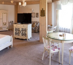 Семейный номер в Ближние Дубки