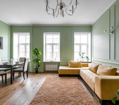 3-комнатные апартаменты улучшенные LetYourFlat “Toscana” гостиная 32м2 в Letyourflat (Лэтюфлэт) на набережной канала Грибоедова 117