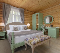 Стандарт однокомнатный двухместный с двуспальной кроватью Сосновый корпус в Тетьково