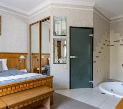 Люкс в Голден отель