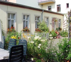 Коттедж с 2 комнатами в Pension Pieschen Dresden