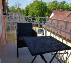 Трехместный номер с балконом в Maziiz hotel Zelenogradsk