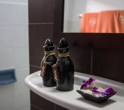 Бунгало Classic с красивым видом из окна в Отель Secret Garden Beach Resort