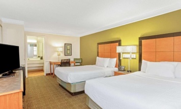 Двухместный номер Deluxe 2 отдельные кровати в La Quinta Inn by Wyndham Orlando Airport West