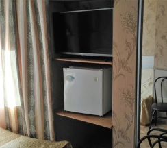 Трёхместный номер Comfort с балконом в Майский