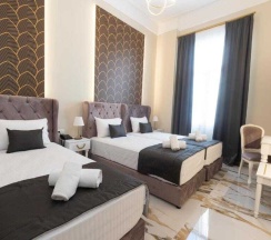 Трёхместный номер Standard в Modern Luxury Hotel