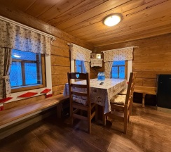 Терем в Времена Года