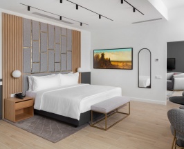 Двухместные апартаменты Deluxe c 1 комнатой двуспальная кровать в The Basilian Minsk, Curio Collection by Hilton