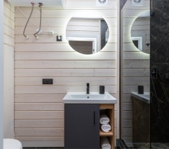 Коттедж с одной спальней и купелью в Black Village Family