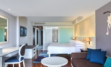 Двухместный номер с террасой Larger с видом на бассейн 2 отдельные кровати в Sheraton Samui Resort