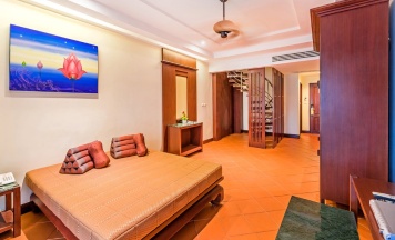 Двухместный семейный люкс Дуплекс двуспальная кровать в Duangjitt Resort & Spa