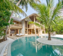 Residence With Pool Crusoe с 2 комнатами в Soneva Fushi