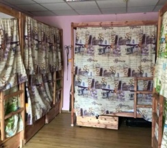 Кровать в общем номере (общая ванная комната) в Майн рид