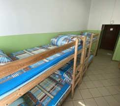 Койко-место в общем номере на 8 человек в 9вять