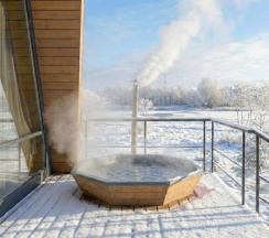 Дом древесный люкс с банным чаном №7. Первая Линия. Можно с собаками в Трофимов Берег