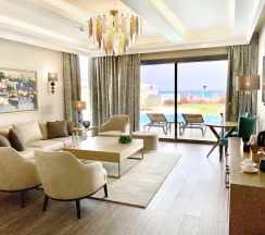 Двухместный люкс Lagoon с доступом к бассейну двуспальная кровать в Rixos Premium Magawish Suites and Villas