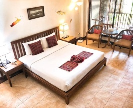 Двухместный номер с джакузи Deluxe двуспальная кровать в Birds and Bees Resort
