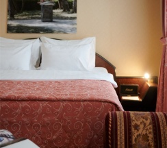 Стандарт с одной большой кроватью в Marco Polo Moscow