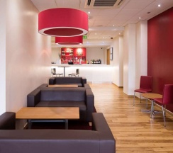 Двухместный номер Standard двуспальная кровать в Travelodge Nottingham Central