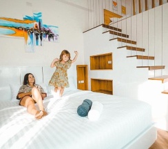 Двухместная семейная вилла двуспальная кровать в Happy Family Villa