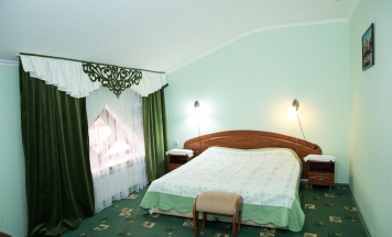 2-местный номер полулюкс (мансарда) в Тет-а-тет