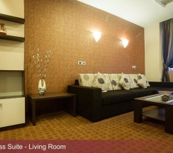 Трёхместные апартаменты Deluxe в Inter Business Bucharest Hotel