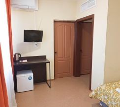 Номер стандарт с 5 односпальными кроватями в Smart Hotel KDO Челябинск