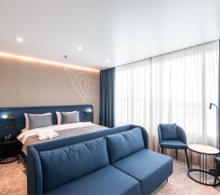 Улучшенный с диваном в Kravt Hotel Kazan Airport