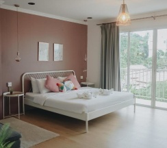 Двухместный номер Standard с балконом двуспальная кровать в Thira House