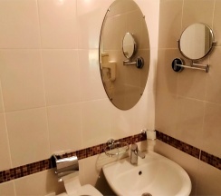 двухместный номер с кроватью king-size в На Волге