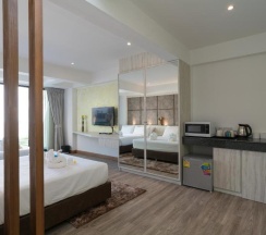 Четырёхместный номер Deluxe в Destination Patong