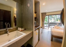 Одноместный номер Standard с балконом в J4 Hotel Samui