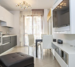 Трёхместные апартаменты с 2 комнатами односпальная кровать в Fellini - Family Flat