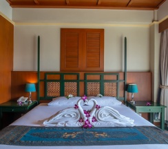 Двухместный полулюкс двуспальная кровать в Karon Princess Hotel