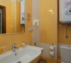 Люкс DBL (2-х комнатный) в Пионер люкс