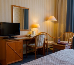 Стандарт комфорт с большой кроватью в Suleiman Palace Hotel