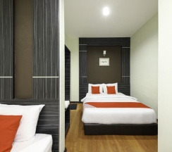 Трёхместный люкс Superior в Capital O 812 Hotel SMC Seksyen 13