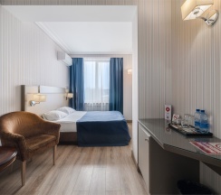 Полулюкс с двуспальной кроватью и окнами во внутренний двор в Ka Royal Hotel Boutique
