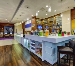 Номер стандарт с двумя односпальными кроватями в Hampton by Hilton